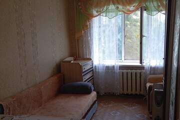 Комната, (всего 10 ком.), 15,1 м², 2/5 эт.