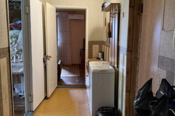2-к квартира, 53 м², 3/5 эт.
